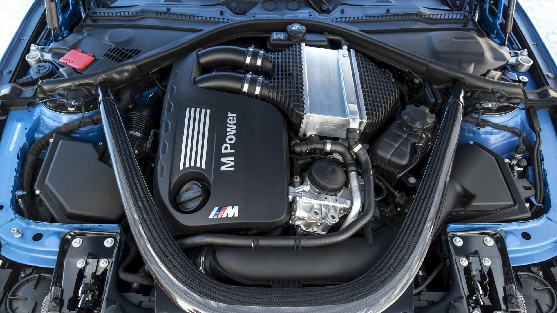 m3-f80-moteur-tracklab (1)