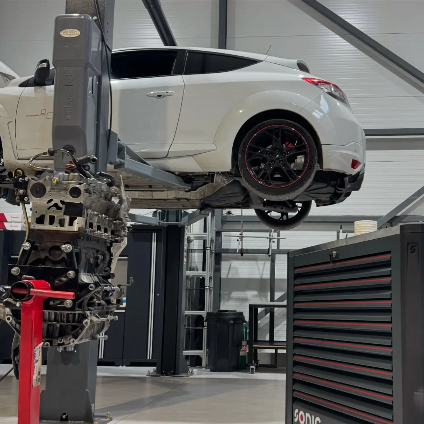 tracklab-limoges-entretien-voiture-sportive-ppf-covering-pieces-performance-5